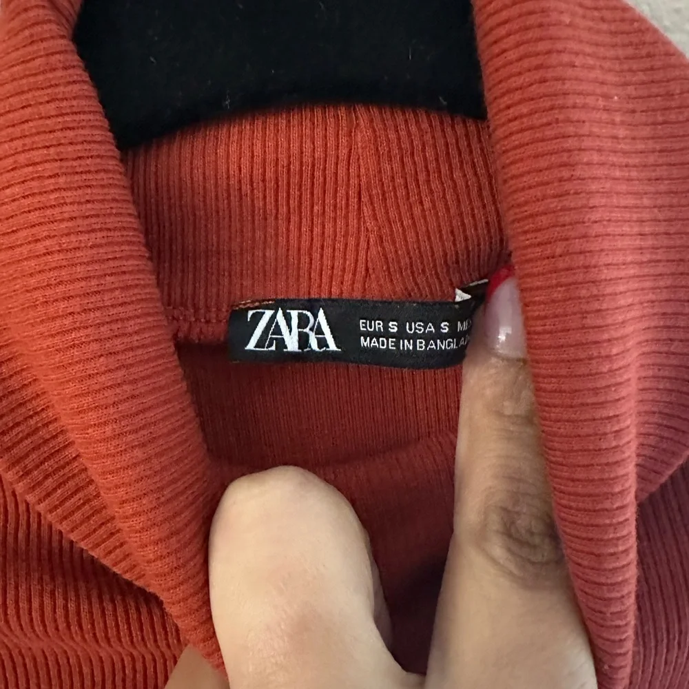 Zara Terracotta Ribbed Turtleneck Bodysuit - Picture 2 of 3